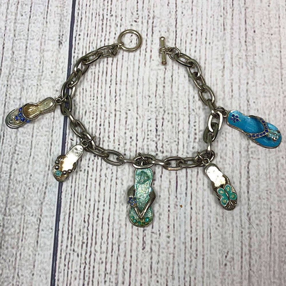 $5 CLEARANCE! Girls Flip Flop Charm Silver Charm Bracelet - Picture 1 of 9